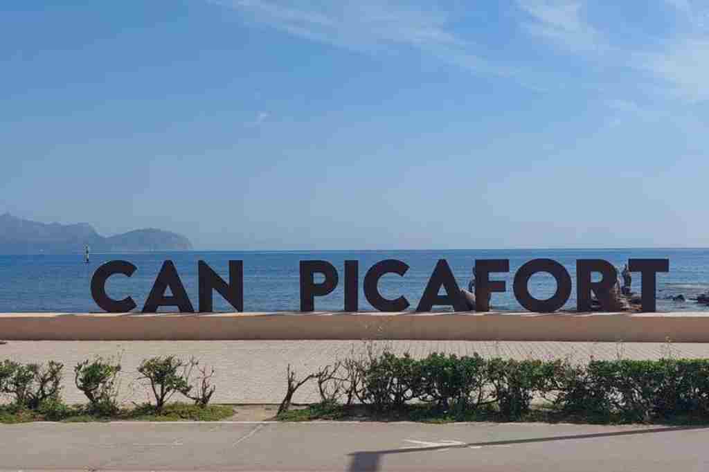Can Picafort City Guide — best beaches, hotels, restaurants, and weather information