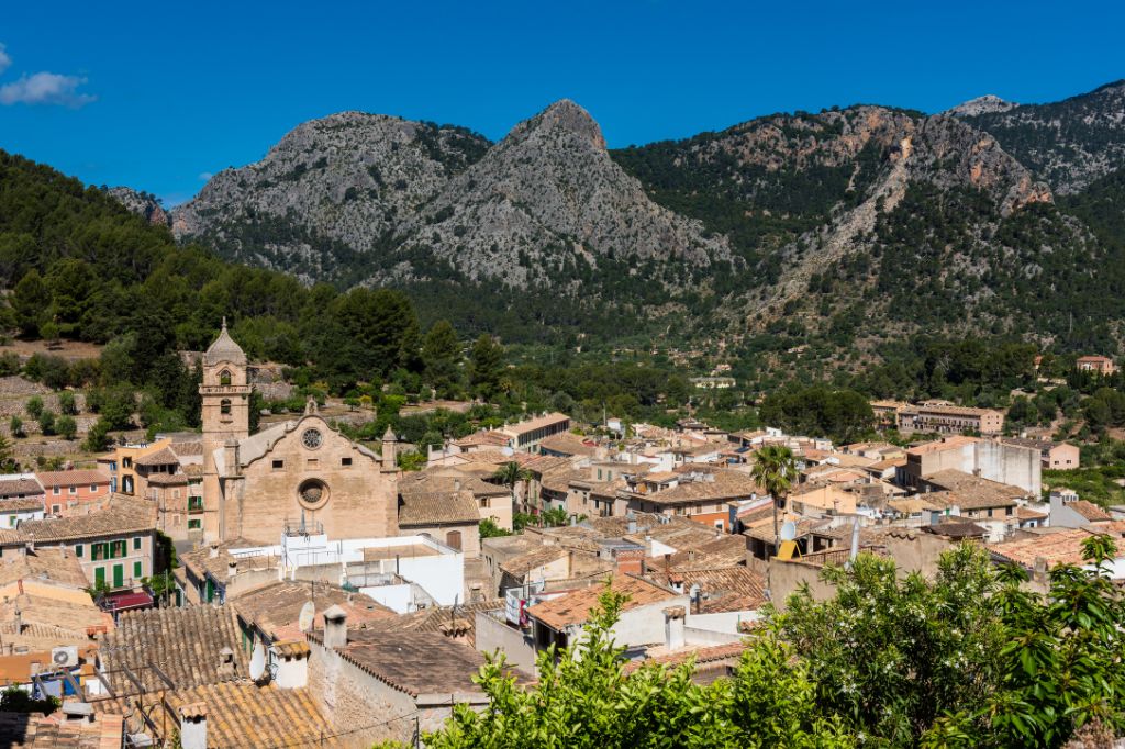 Bunyola is a charming town in the northwest of Majorca that will win your heart