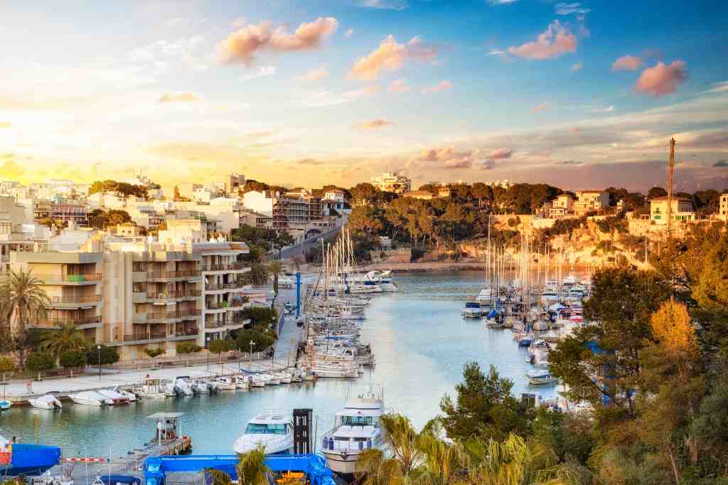 Explore Porto Cristo: The Ultimate Destination in Mallorca with Rich History and Stunning Beaches