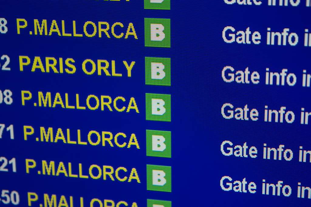 Departure board for Palma de Mallorca Airport