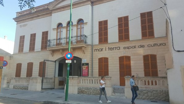 Teatre Municipal Mar i Terra.jpg