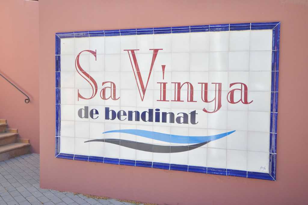 sign at the entrance to Sa Vinya in Bendinat