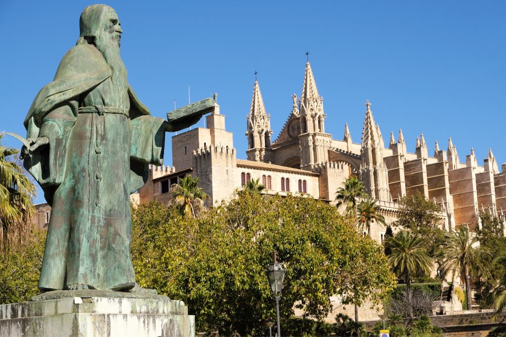 Palma de Mallorca on a sunny March day - side view of the Santa Maria la Seu cathedral