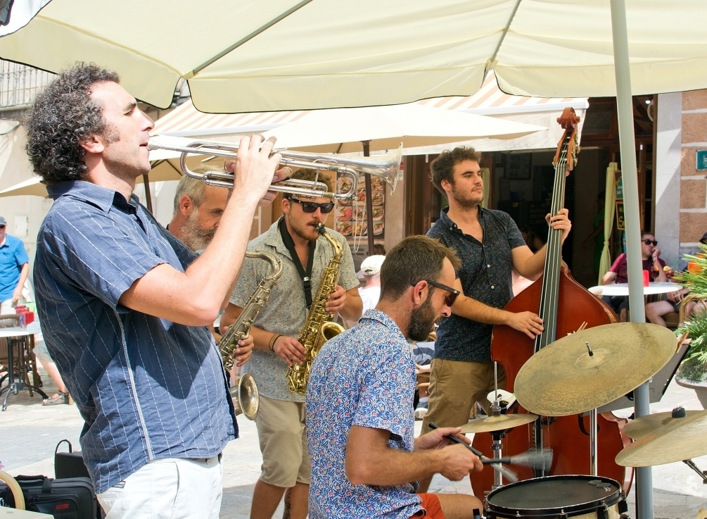 Live band playing in Sineu market, Mallorca