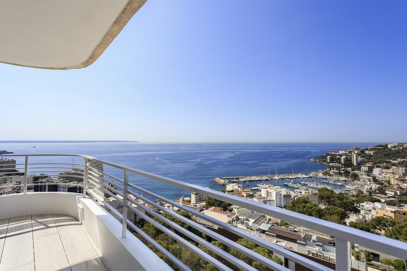 Penthouse with fantastic panoramic sea views in San Agustin