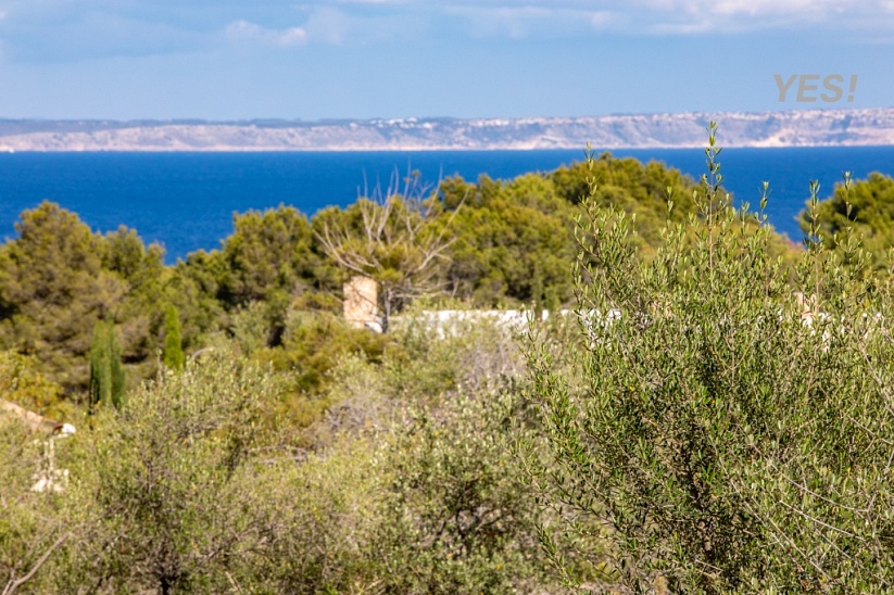 Plot with stunning sea views in Sol de Mallorca