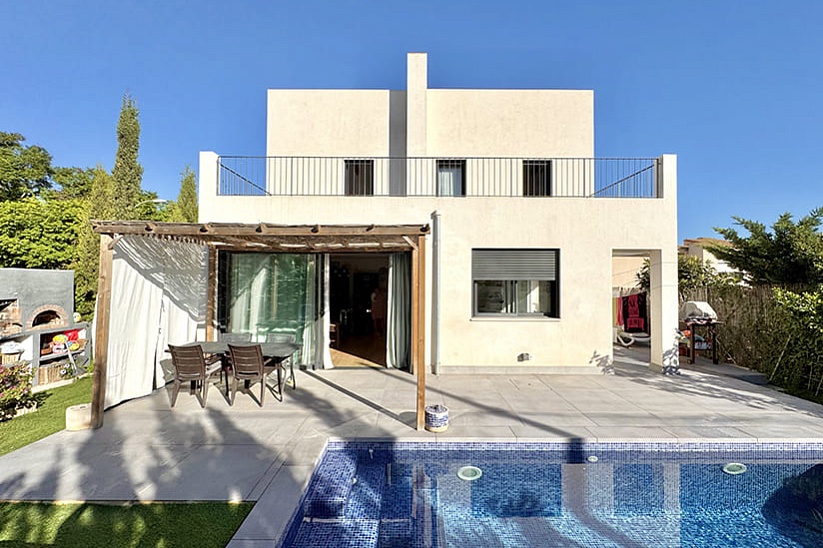 Modern house with private pool in Son Ferrer, close to the Port Adriano