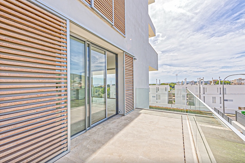 New modern apartment with sea views in Bonanova, Palma