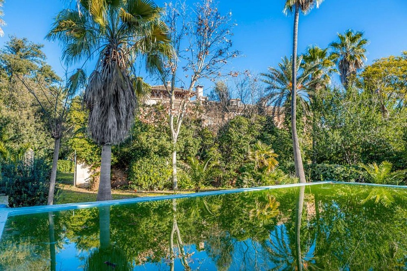 15 Bedroom villa in Palma