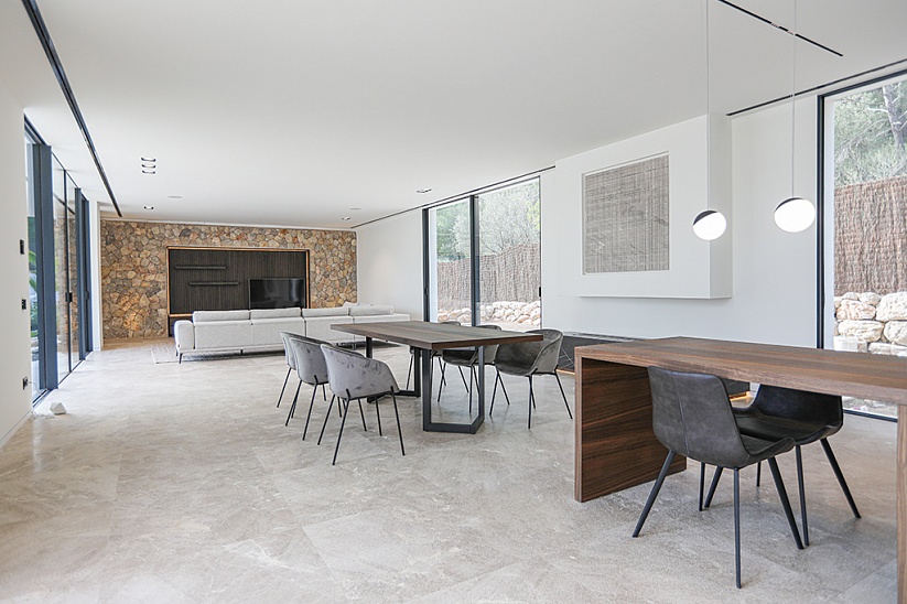 Brand new designer villa in a modern style in the center of Son Vida