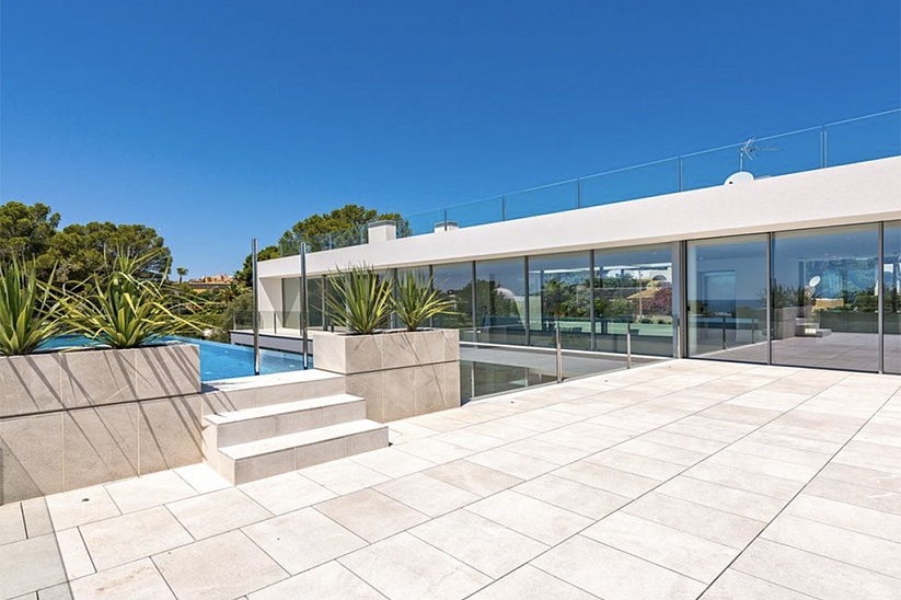 Fantastic new villa with sea views in Sol de Mallorca