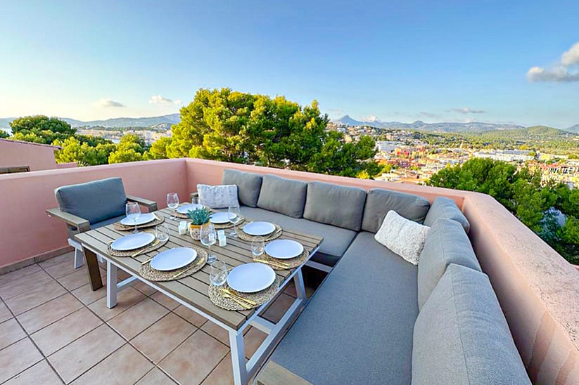 Apartment with sea views in Santa Ponsa, Kings Park
