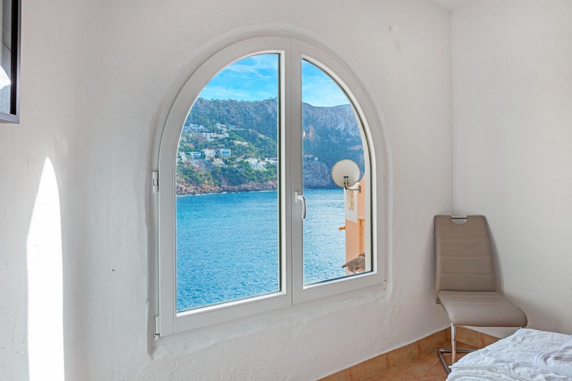 Apartment for sale in Port Andratx (Mallorca). Panoramic sea view. Living area of 104 sqm