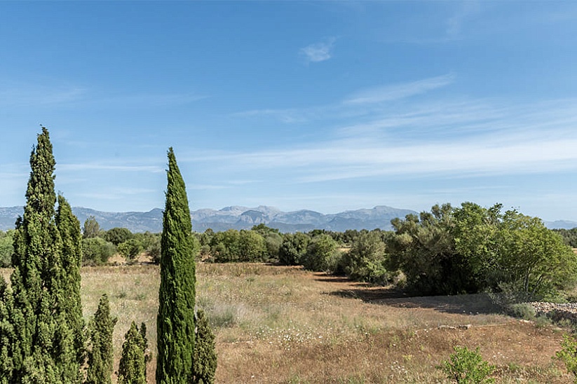 Beautiful Finca with mountain views in Santa Eugenia