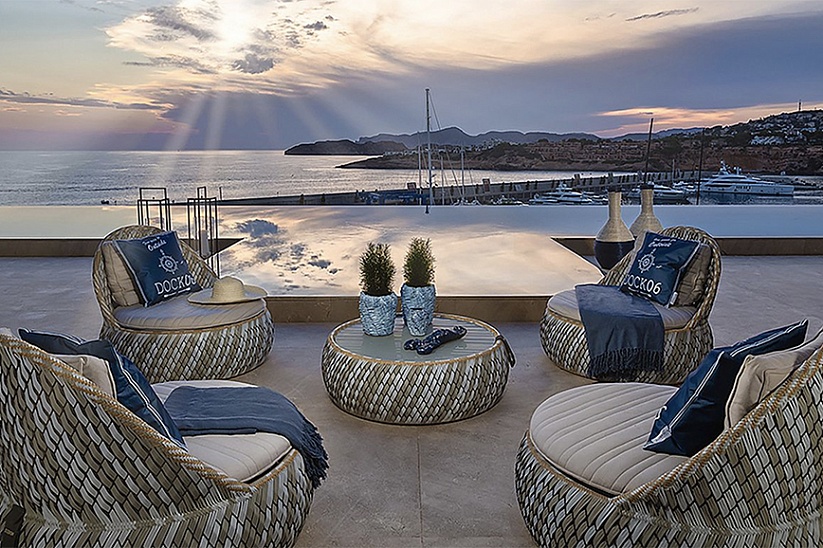 Exclusive luxury villa with fantastic views of Port Adriano