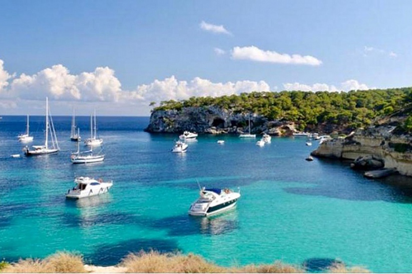 Luxury villa with sea views in Sol de Mallorca