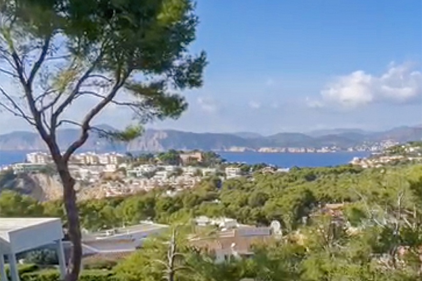 Land with sea views in an exclusive location in Nova Santa Ponsa
