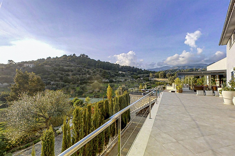 Top finca with a tennis court and wonderful panoramic views