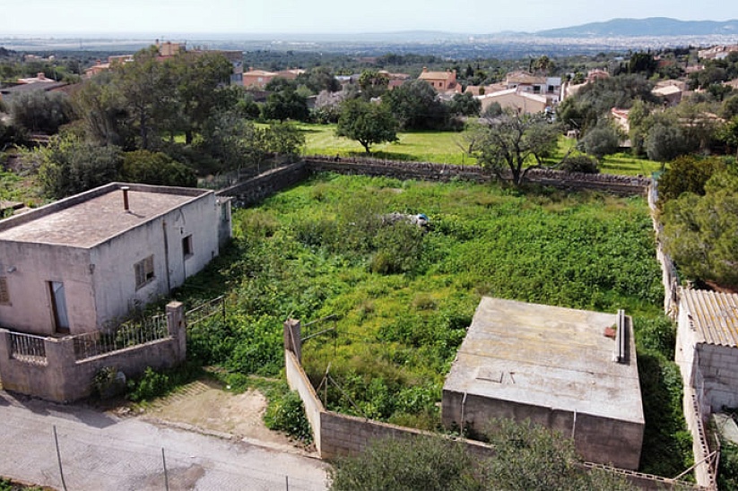 Plot of land with a project to build a modern villa in Portol, Marratxi