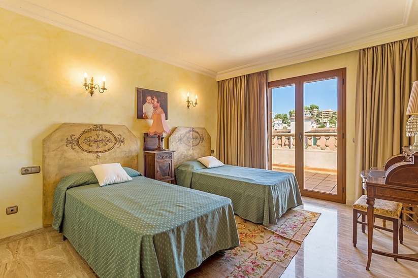 Luxury villa with fantastic views in Palma