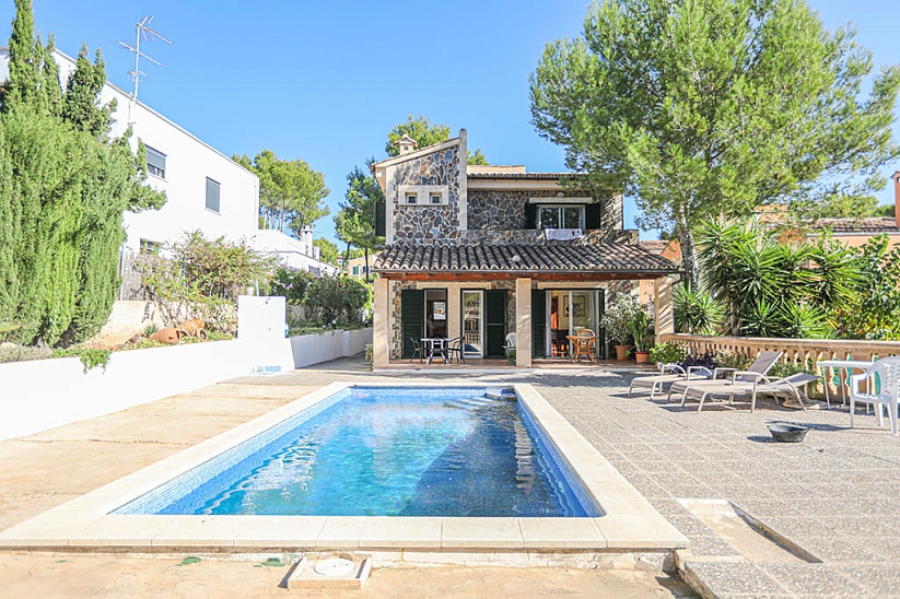 House with pool in Costa de la Calma