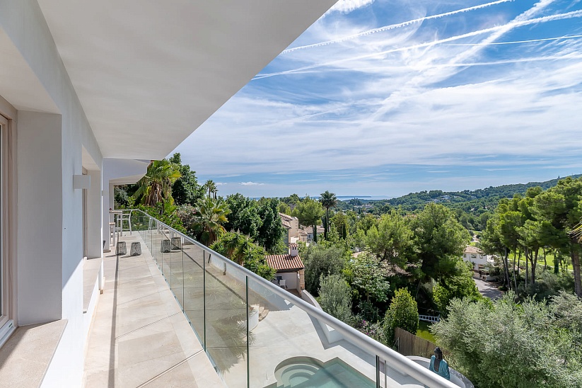 Stunning new villa with sea views in Son Vida