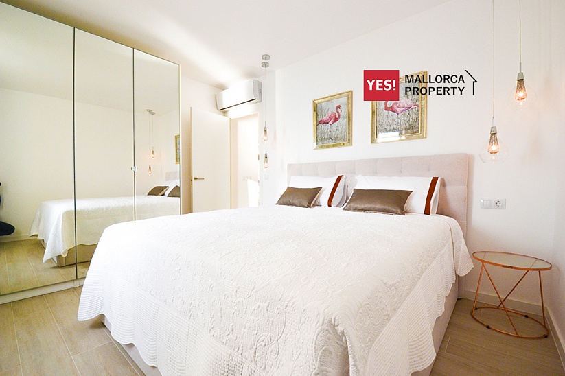 Beautiful apartment with panoramic sea views in Palmanova
