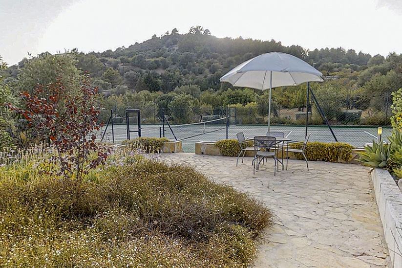 Top finca with a tennis court and wonderful panoramic views
