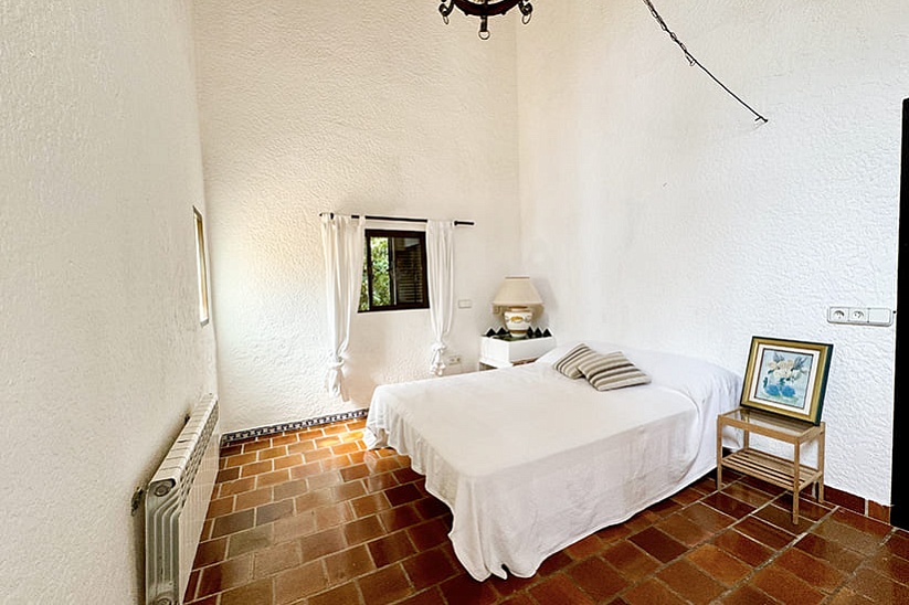 Charming Traditional Finca with Central Location and Guest House in Costa de la Calma