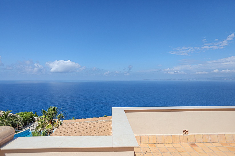 Villa with panoramic sea views in the prestigious area of ​​Sa Torre