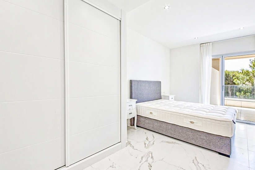 Modern new apartment in a prestigious residence in Santa Ponsa