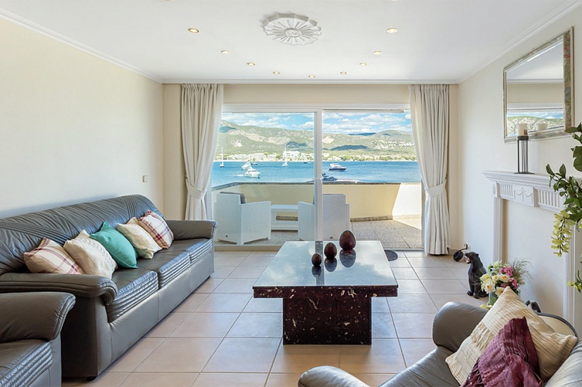 2 bedroom apartment with panoramic sea views in Torrenova