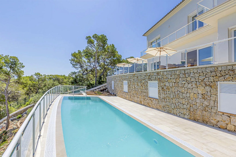 Villa with private access to the sea, Palmanova