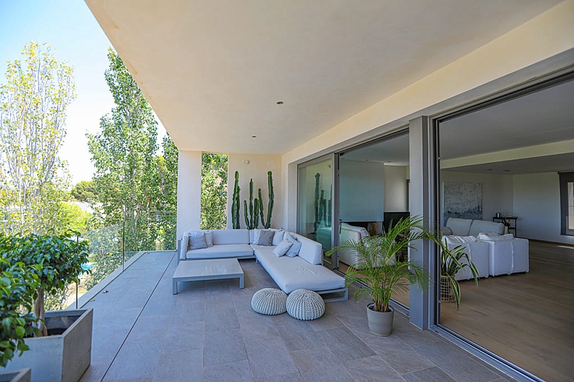 5 bedroom luxury villa with sea view in Nova Santa Ponsa