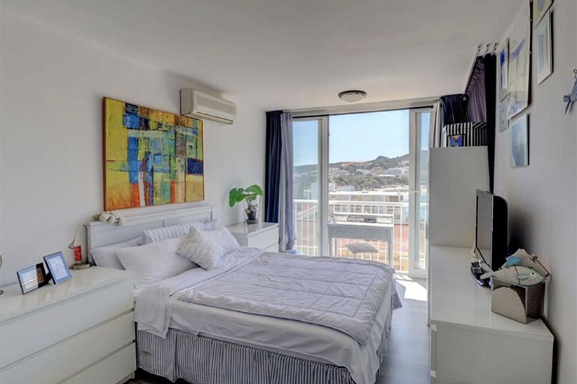Bright apartment on the 2nd line of the sea in Santa Ponsa