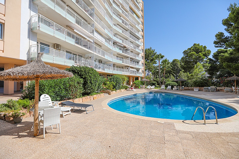 3 bedroom apartment with sea view in Paguera