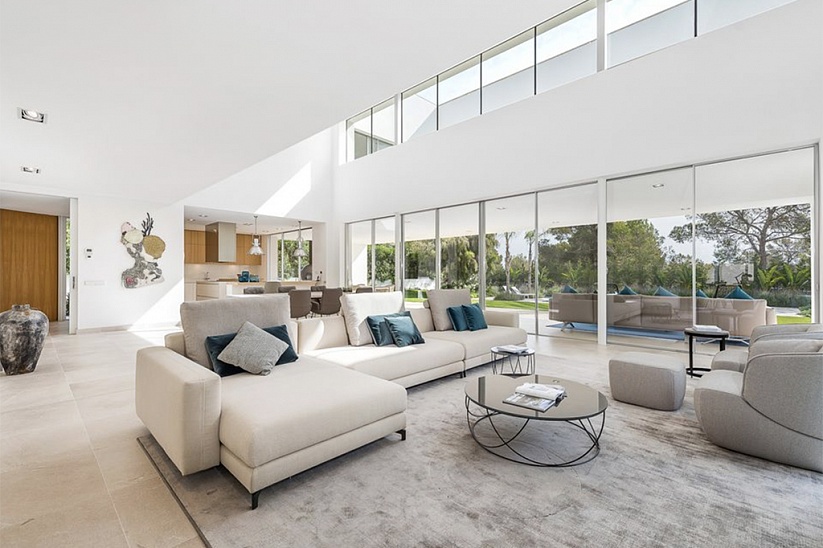 Fantastic new villa in a prestigious residential area in Sol de Mallorca