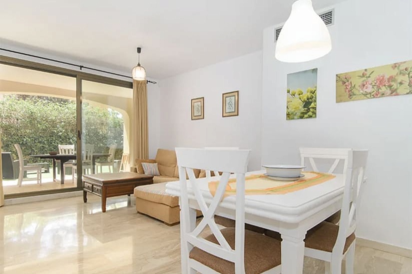 Wonderful apartment with garden in a beautiful residence in Puig de Ros