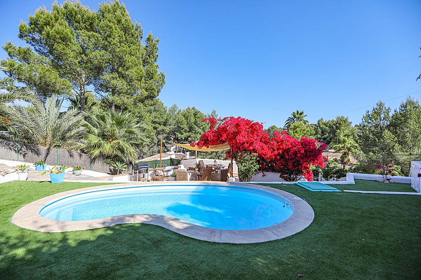 Romantic villa with pool in a quiet location in Costa de la Calma