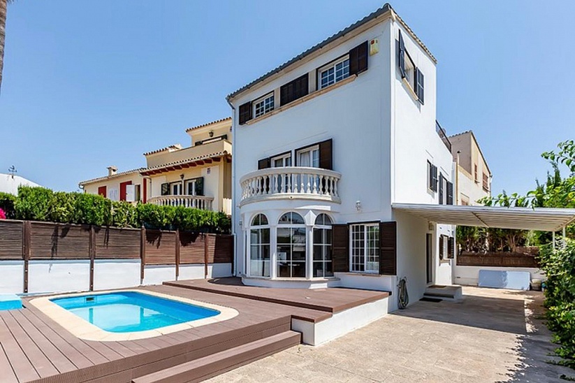 Cozy house with pool in a prestigious area in Palma, Bonanova