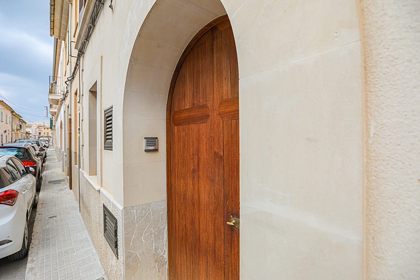 Traditional 4 bedroom house in the center of Llucmajor