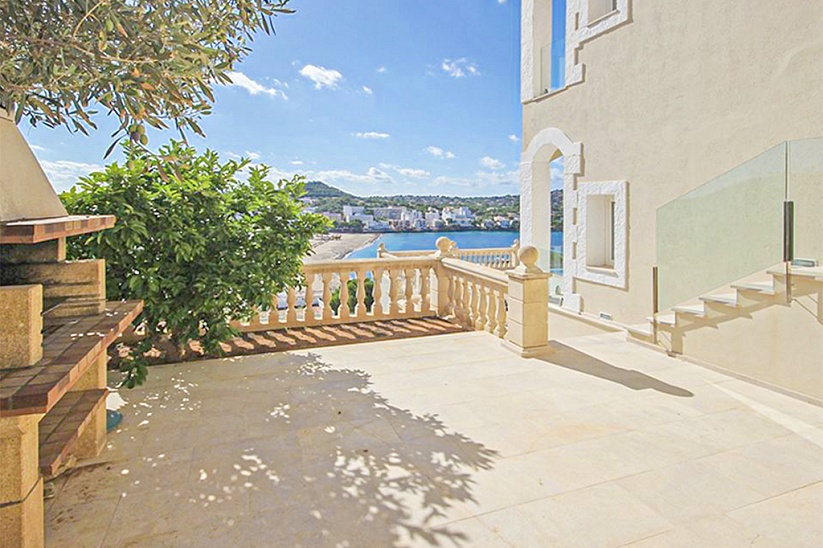 Lovely villa with fantastic sea views in Santa Ponsa
