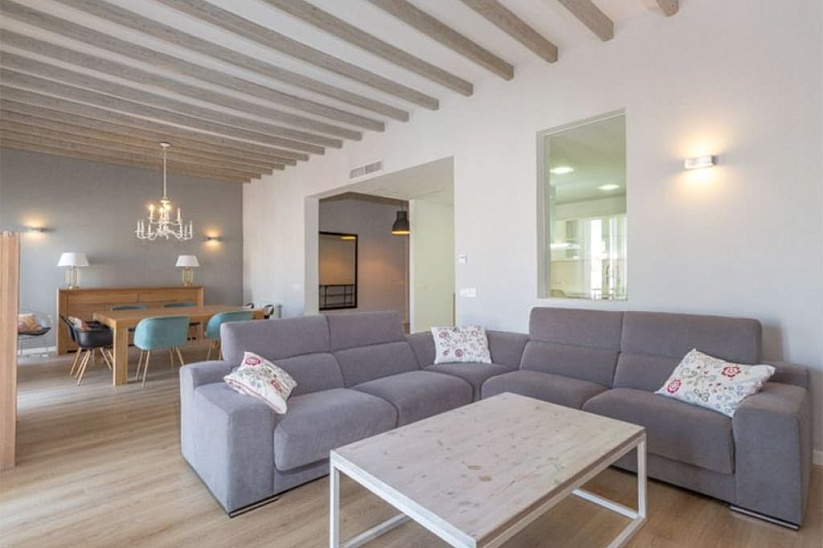 Spacious and bright apartment in the center of Palma