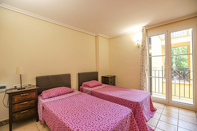 Cozy apartment with private garden in Santa Ponsa