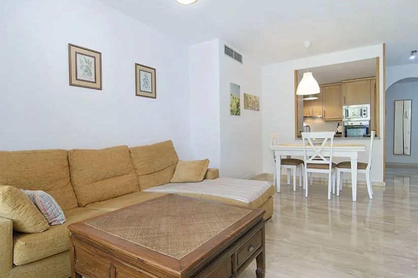 Wonderful apartment with garden in a beautiful residence in Puig de Ros