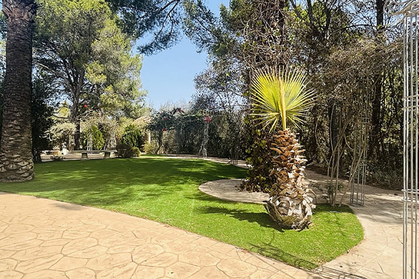 Elegant Finca Surrounded by Beautiful Nature Near Llucmajor