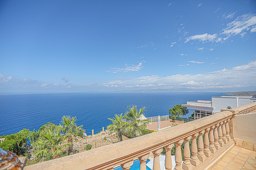 Villa with panoramic sea views in the prestigious area of ​​Sa Torre