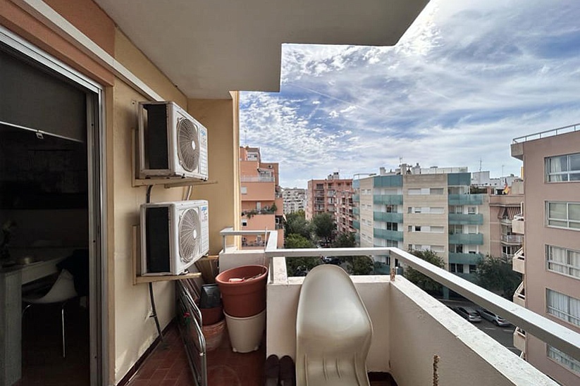 Spacious apartment in a good location in Santa Catalina, Palma