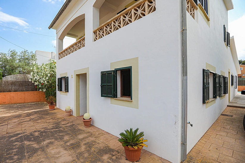 5 bedroom house with swimming pool in a quiet location in El Toro