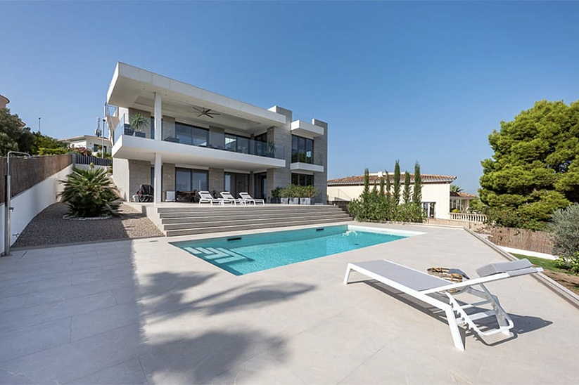 New villa with fantastic sea views in Nova Santa Ponsa